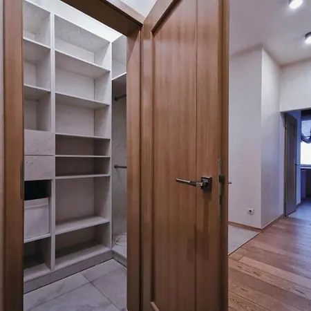 Уютные Апартаменты С Отличным Видом B&B